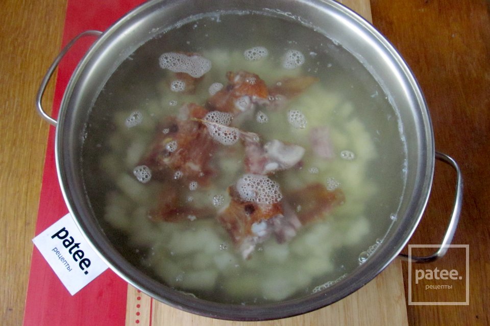 Солянка с копчёностями, свежими помидорами и каперсами - Шаг 14