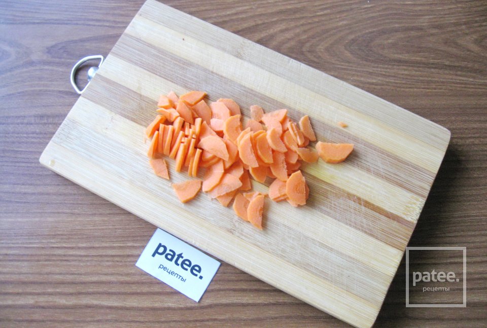 Куриные бедра с овощами и рисом - Шаг 7