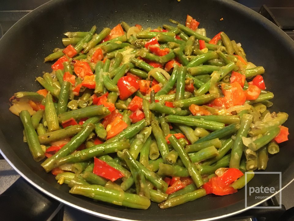Фасоль с перцем и зелёным луком - Шаг 4
