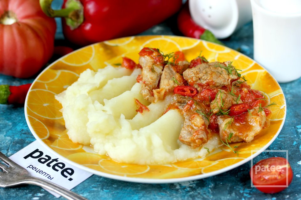 Свинина с перцем и помидорами - Шаг 17