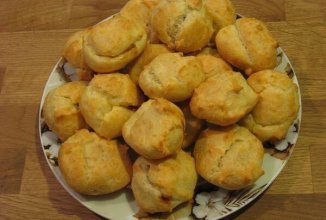 Эклеры со сгущенкой