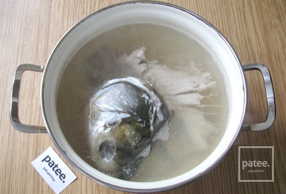 Рыбный суп из головы и хребта толстолобика - Шаг 3