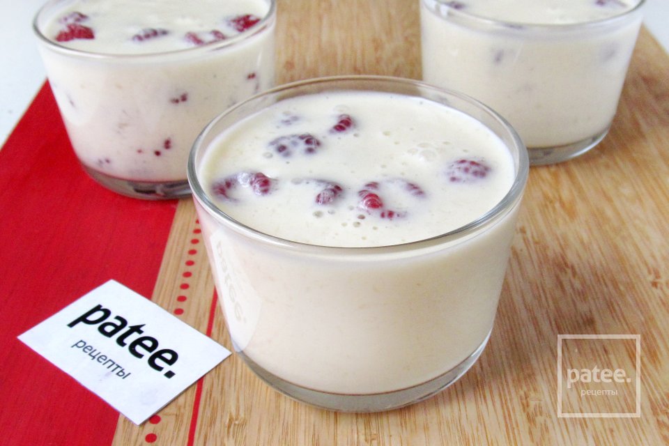 Сметанный крем со сгущёнкой и малиной - Шаг 8