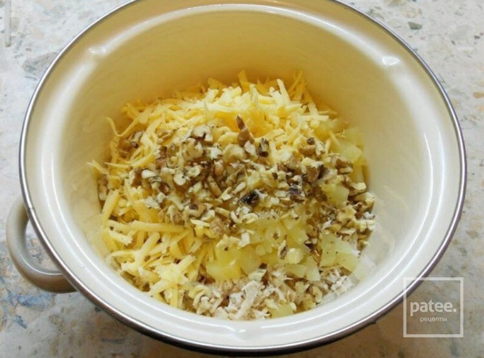 Салат с курицей и ананасом в тарталетках 🍍🍍 - Шаг 2