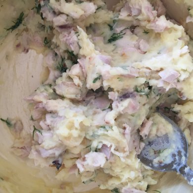 Быстрые пирожки с картошкой и курицей - Шаг 4