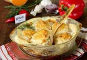 Куриные тефтели с тыквой, запеченные в молоке