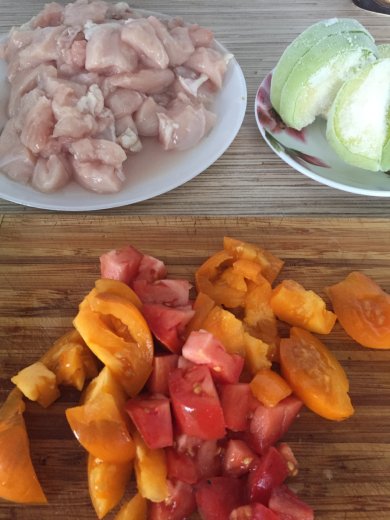 Соте из куриной грудки с овощами - Шаг 1