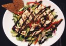 Салат с маринованным куриным филе