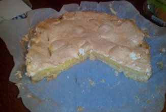 Лимонный пирог с меренгой