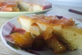 Пирог перевертыш с карамелизованнымии грушами