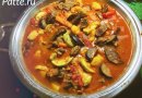 Рагу из говядины с кабачком и баклажанами