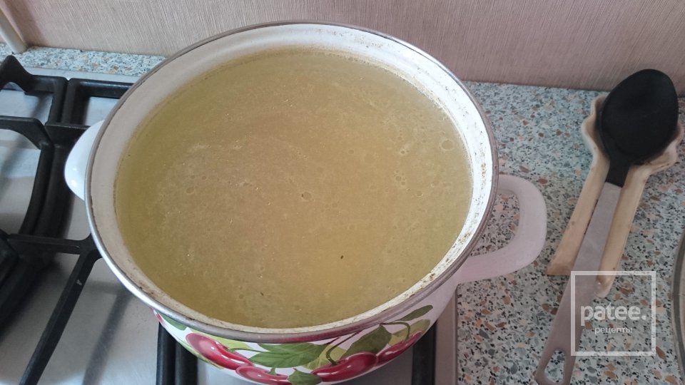 Томатный суп с брокколи - Шаг 1