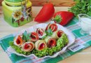 Рулетики из баклажанов с красным перцем
