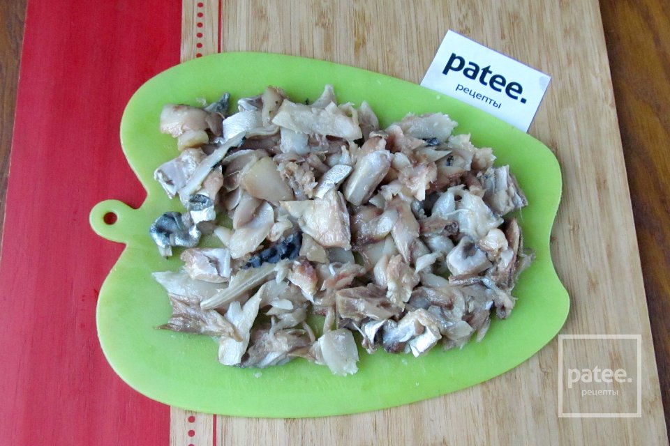 Салат Оливье с солёной скумбрией - Шаг 8