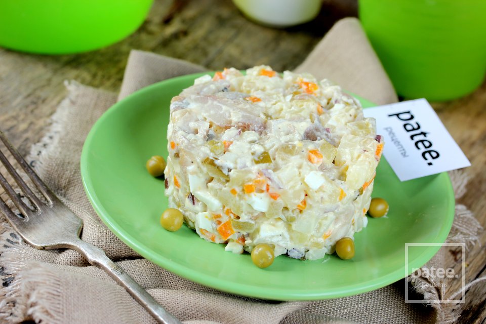 Салат Оливье с солёной скумбрией - Шаг 13