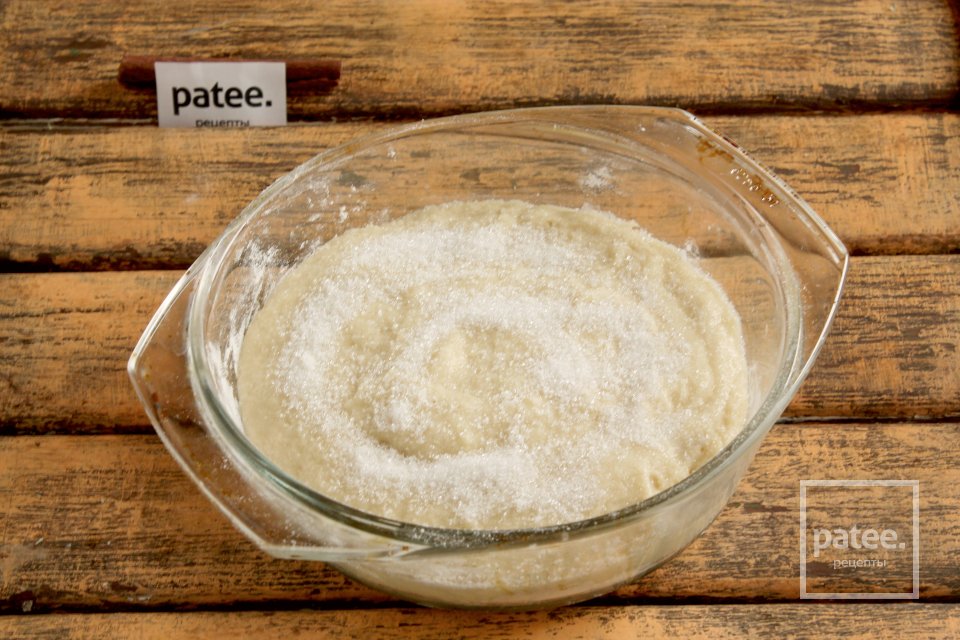 Простой кекс на яичных белках - Шаг 8