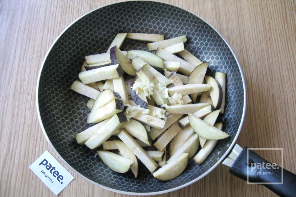 Куриная грудка с баклажанами по-китайски - Шаг 7