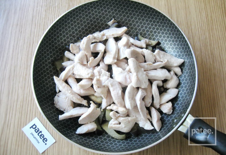 Куриная грудка с баклажанами по-китайски - Шаг 13