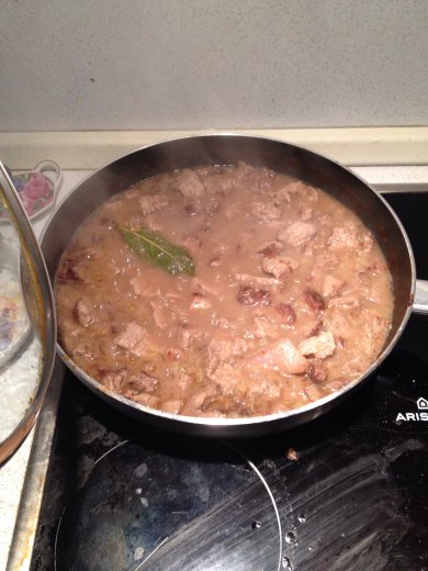 Мясо, тушенное в пиве - Шаг 1