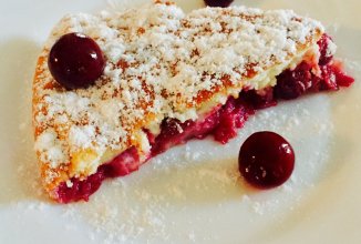 Клафути с вишней