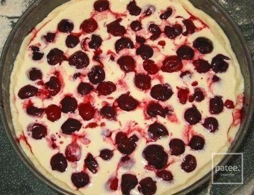 Пирог-сметанник с ягодами - Шаг 3