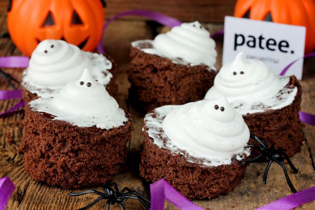 Шоколадные пирожные на Хэллоуин