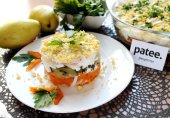 Салат "Адмирал" с кальмарами и грушей