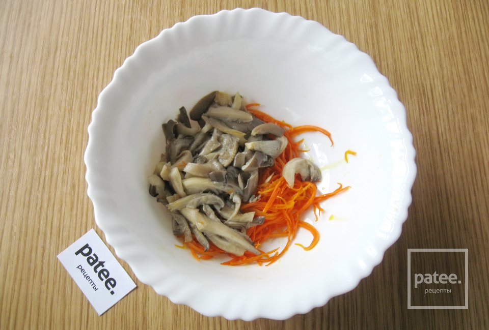 Салат с моцареллой и грибами - Шаг 6