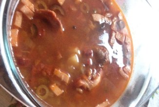 Солянка сборная по домашнему.