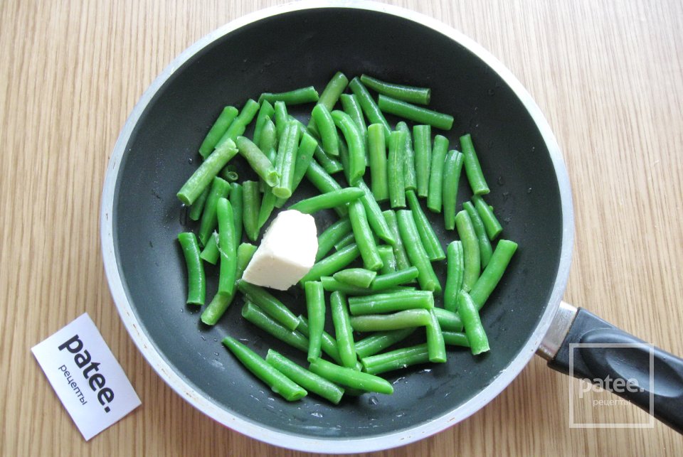 Салат с зеленой фасолью и грибами - Шаг 5