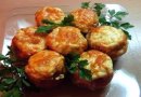 Помидоры, фаршированные курицей.