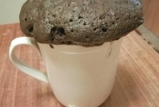 Кекс в кружке со шляпкой :)