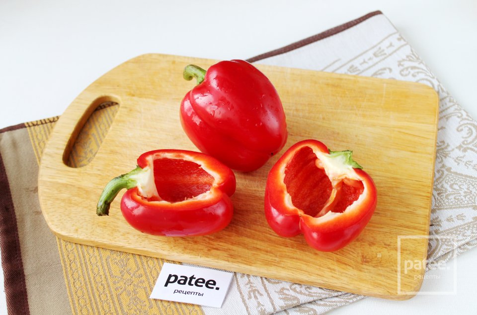 Перцы, фаршированные мясом и изюмом - Шаг 2