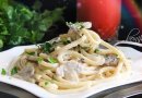 Спагетти с грибами в сливочном соусе