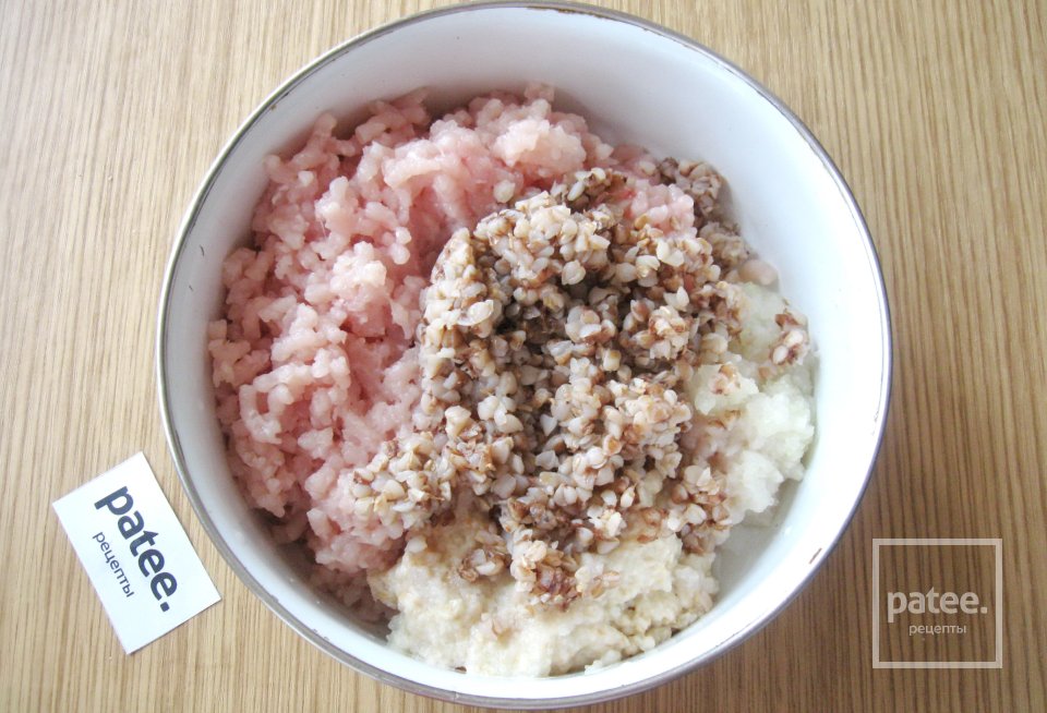 Гречневые тефтели в томатном соусе - Шаг 4