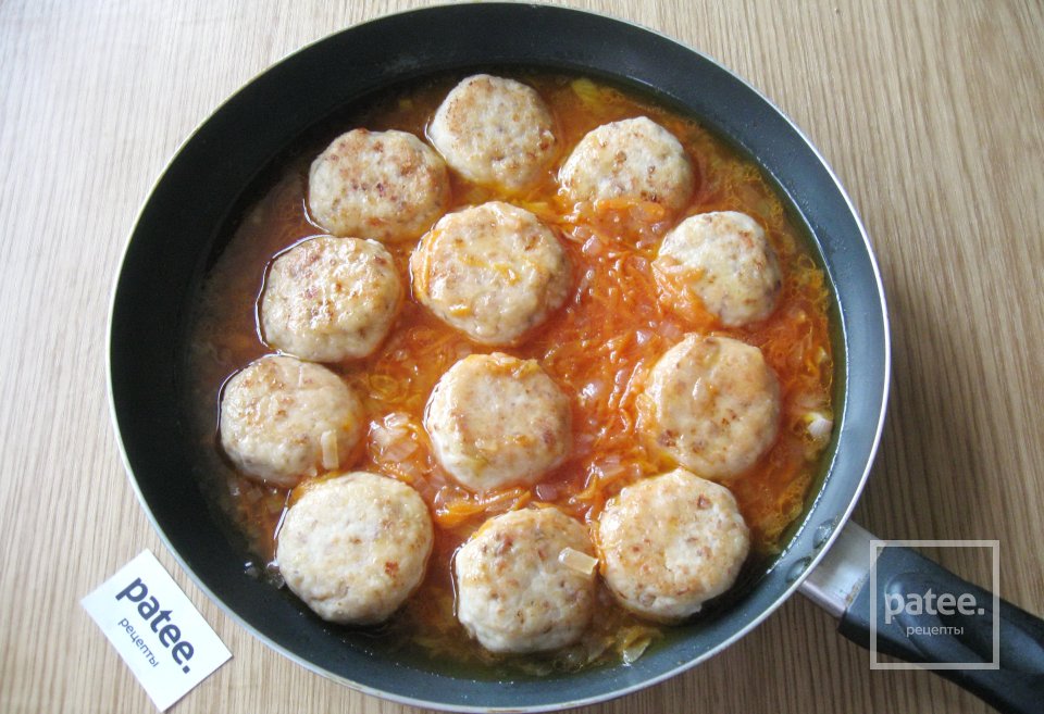 Гречневые тефтели в томатном соусе - Шаг 15