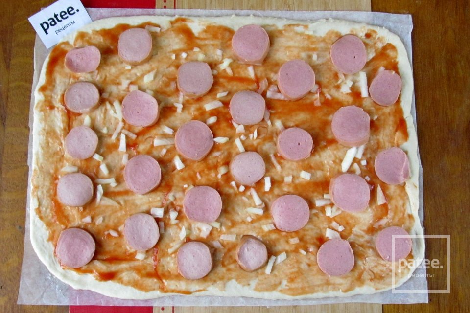Пицца с сардельками - Шаг 6