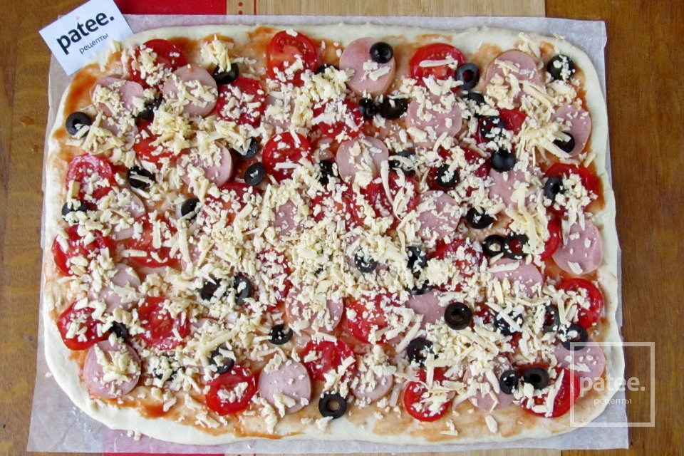 Пицца с сардельками - Шаг 9