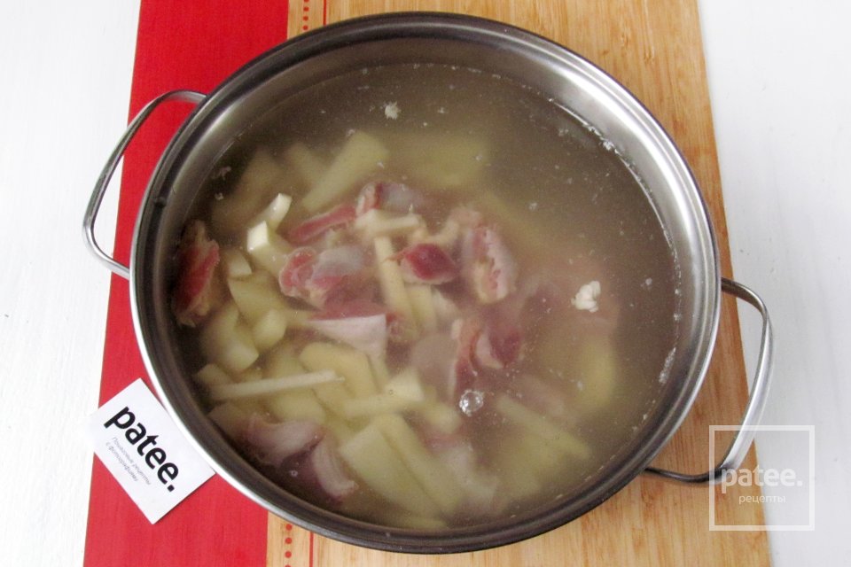 Суп с куриными желудками и яичной лапшой - Шаг 4