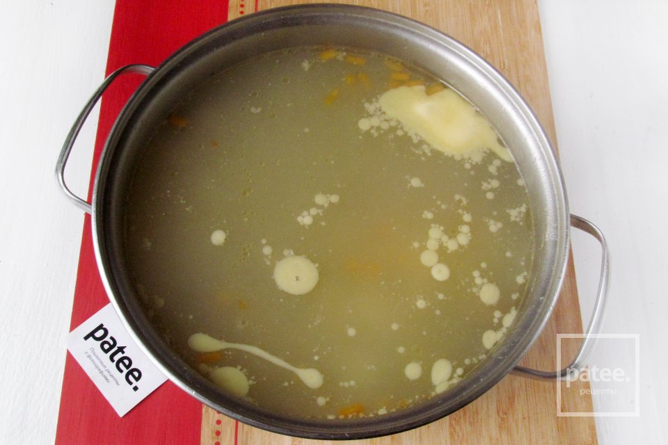 Суп с куриными желудками и яичной лапшой - Шаг 10