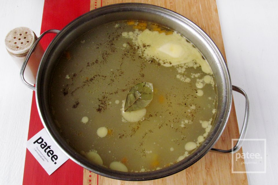 Суп с куриными желудками и яичной лапшой - Шаг 12