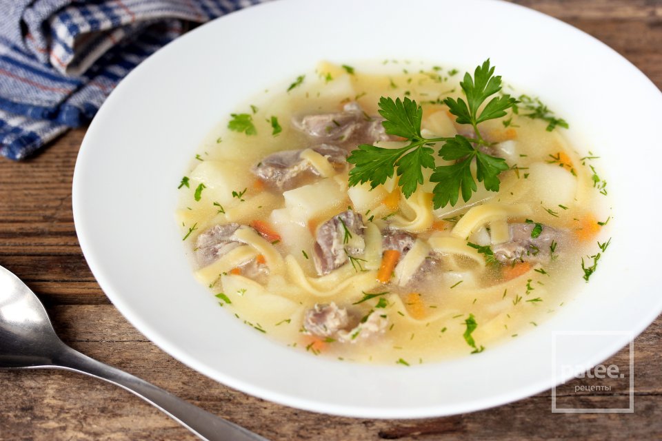 Суп с куриными желудками и яичной лапшой - Шаг 15