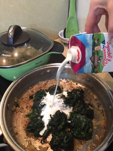 Шпинат с креветками - Шаг 3