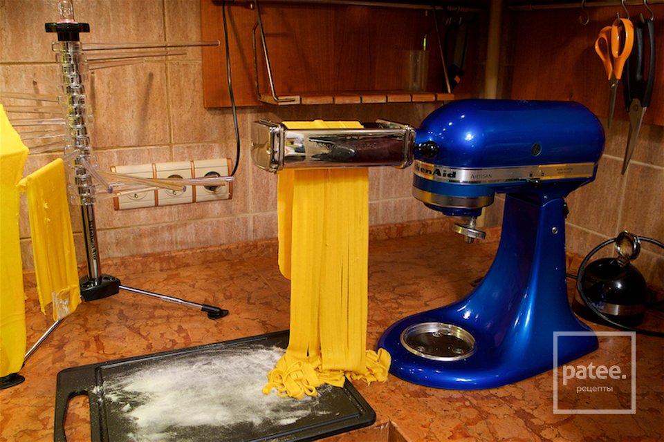 Домашние Тальятелле с шафраном и копченостями - Шаг 13