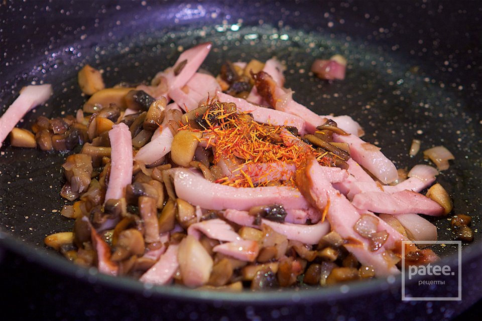 Домашние Тальятелле с шафраном и копченостями - Шаг 22