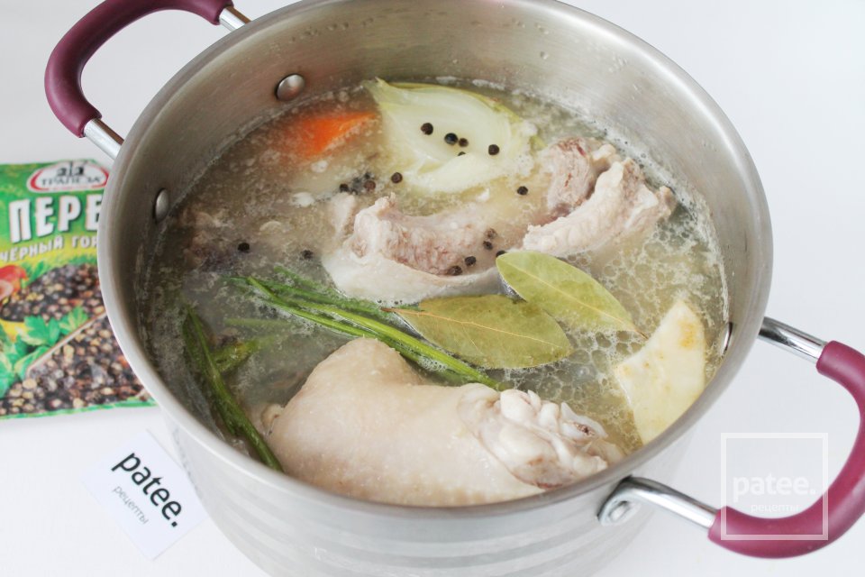 Холодец домашний из свинины и курицы - Шаг 8