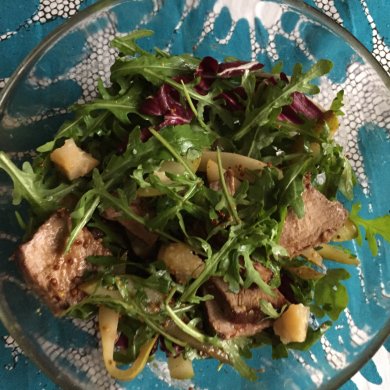 Тёплый салат с говядиной, грушей и пармезаном - Шаг 3