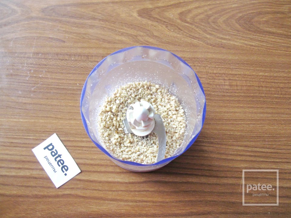 Салат с курицей, помидором и маслинами - Шаг 7