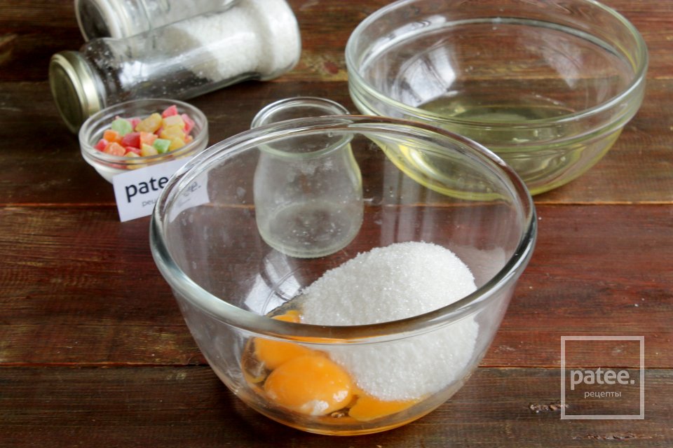 Кексы с цукатами и кокосовой стружкой - Шаг 3