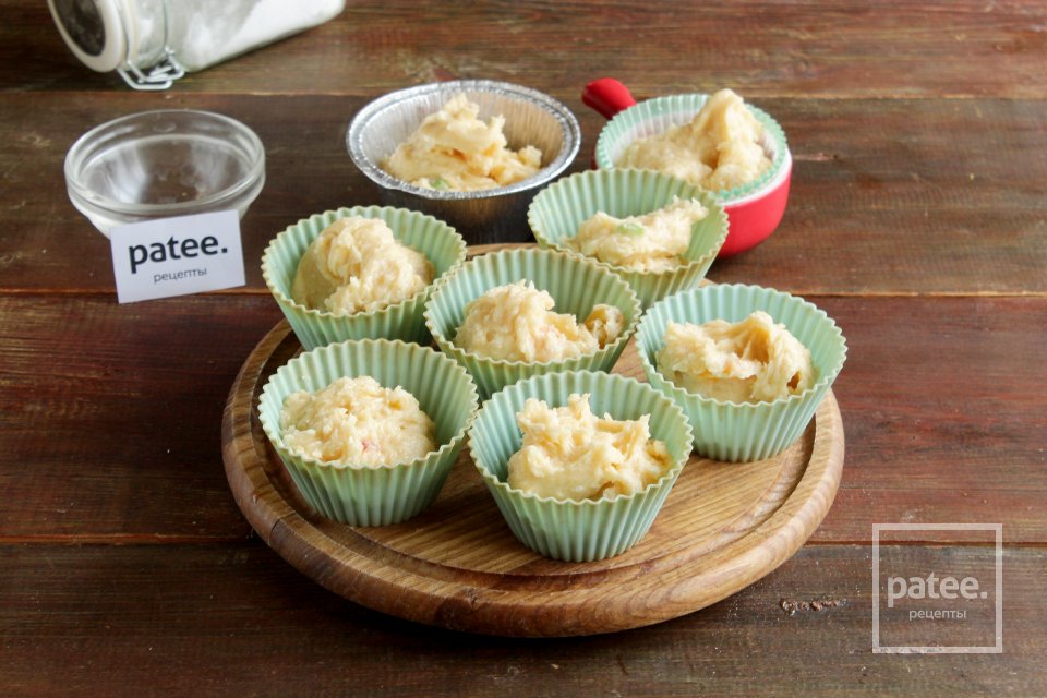 Кексы с цукатами и кокосовой стружкой - Шаг 10